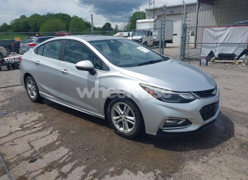 2016 Chevrolet Cruze LT AUTO (VIN 1G1BE5SM3G7250625) main photo