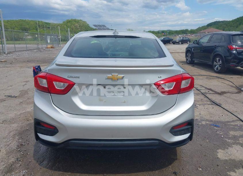 Photo 16 of 2016 Chevrolet Cruze LT AUTO (VIN 1G1BE5SM3G7250625)