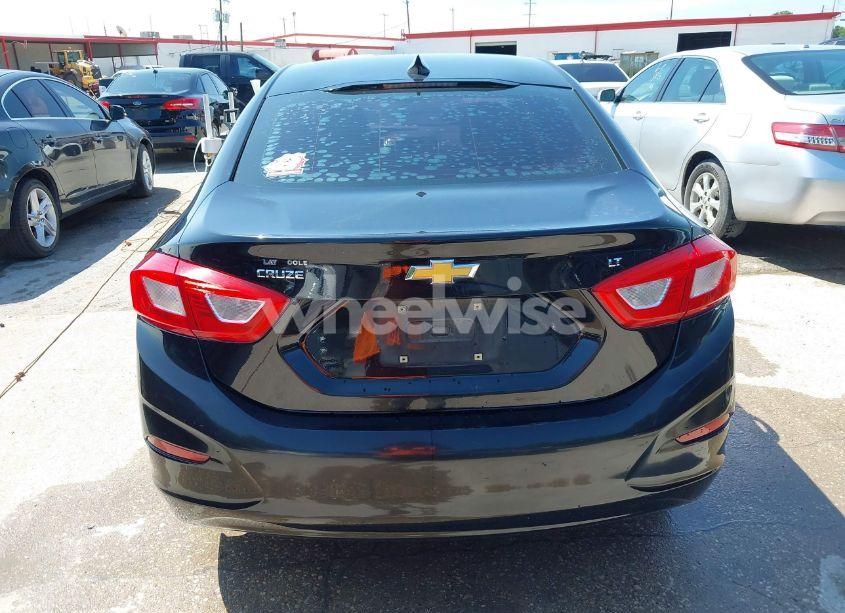 Photo 16 of 2016 Chevrolet Cruze LT AUTO (VIN 1G1BE5SM3G7265397)