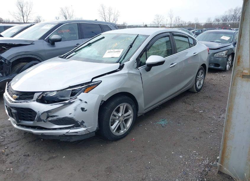 Photo 2 of 2016 Chevrolet Cruze LT AUTO (VIN 1G1BE5SM3G7269711)
