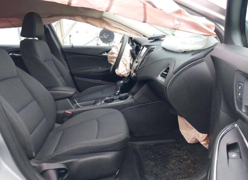 Photo 5 of 2016 Chevrolet Cruze LT AUTO (VIN 1G1BE5SM3G7269711)