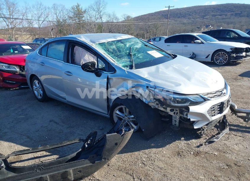2016 Chevrolet Cruze LT AUTO (VIN 1G1BE5SM3G7293636) main photo