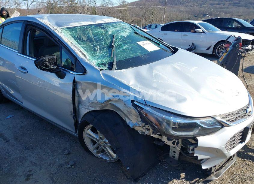 Photo 16 of 2016 Chevrolet Cruze LT AUTO (VIN 1G1BE5SM3G7293636)