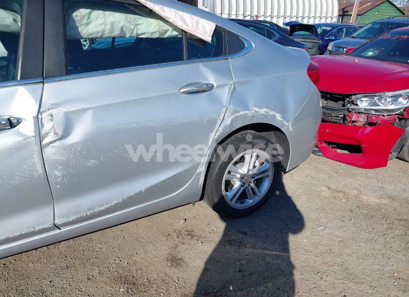 Photo 18 of 2016 Chevrolet Cruze LT AUTO (VIN 1G1BE5SM3G7293636)