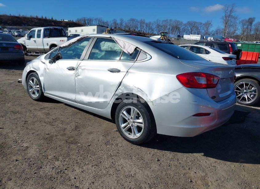Photo 3 of 2016 Chevrolet Cruze LT AUTO (VIN 1G1BE5SM3G7293636)