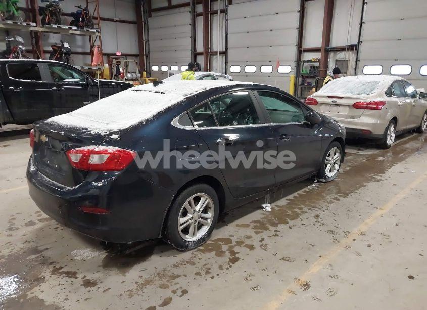 Photo 4 of 2016 Chevrolet Cruze LT AUTO (VIN 1G1BE5SM3G7294429)