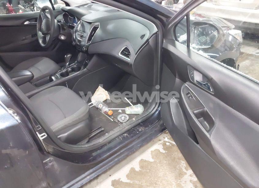 Photo 5 of 2016 Chevrolet Cruze LT AUTO (VIN 1G1BE5SM3G7294429)