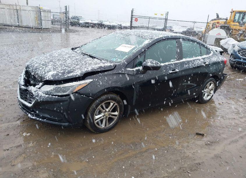 Photo 2 of 2016 Chevrolet Cruze LT AUTO (VIN 1G1BE5SM3G7305798)