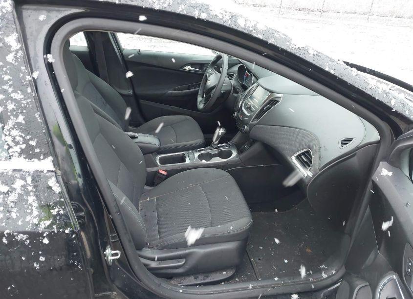 Photo 5 of 2016 Chevrolet Cruze LT AUTO (VIN 1G1BE5SM3G7305798)