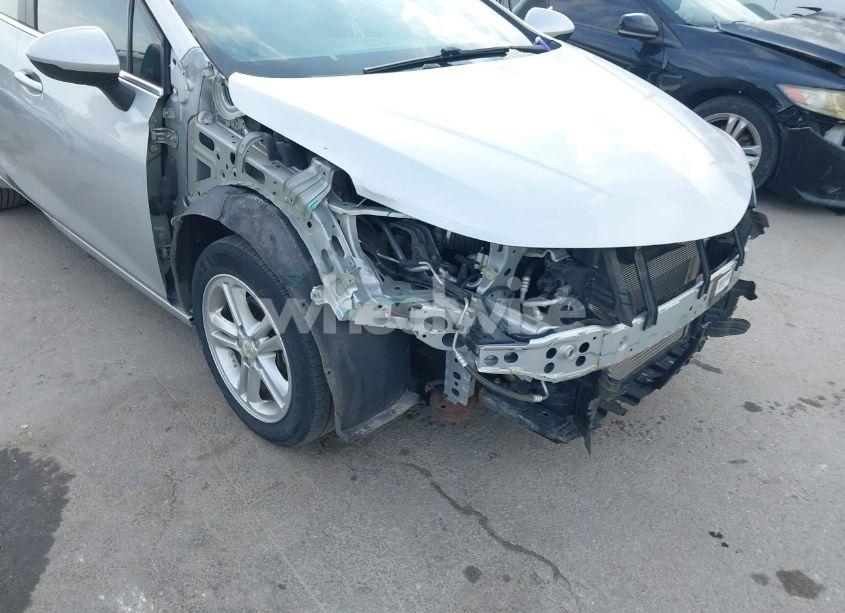 Photo 6 of 2016 Chevrolet Cruze LT AUTO (VIN 1G1BE5SM3G7307437)