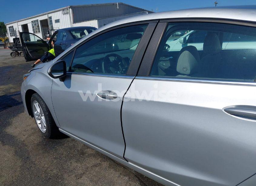 Photo 14 of 2016 Chevrolet Cruze LT AUTO (VIN 1G1BE5SM3G7322830)