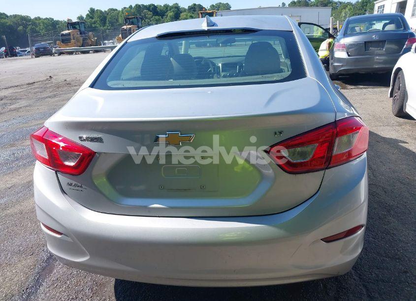 Photo 16 of 2016 Chevrolet Cruze LT AUTO (VIN 1G1BE5SM3G7322830)