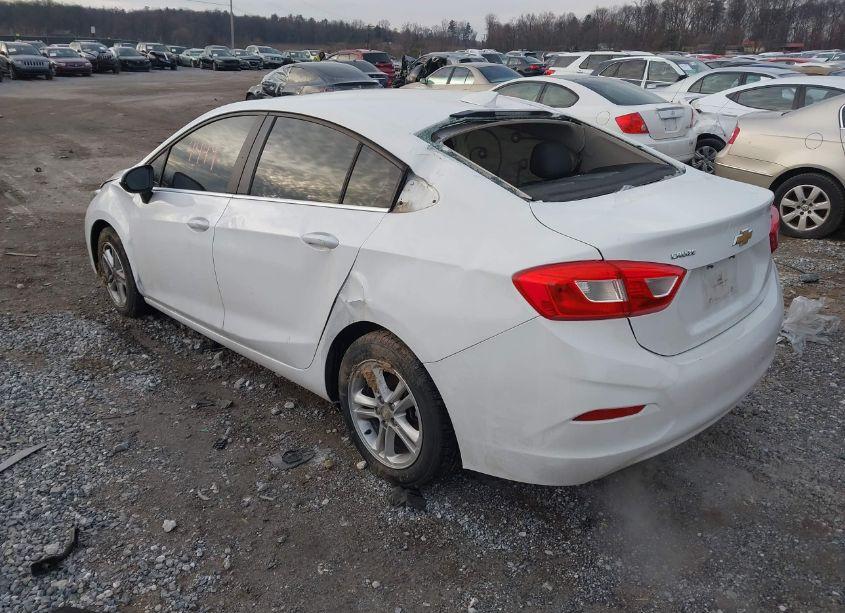 Photo 3 of 2016 Chevrolet Cruze LT AUTO (VIN 1G1BE5SM3G7323296)