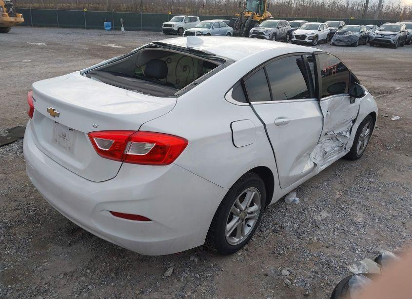 Photo 4 of 2016 Chevrolet Cruze LT AUTO (VIN 1G1BE5SM3G7323296)