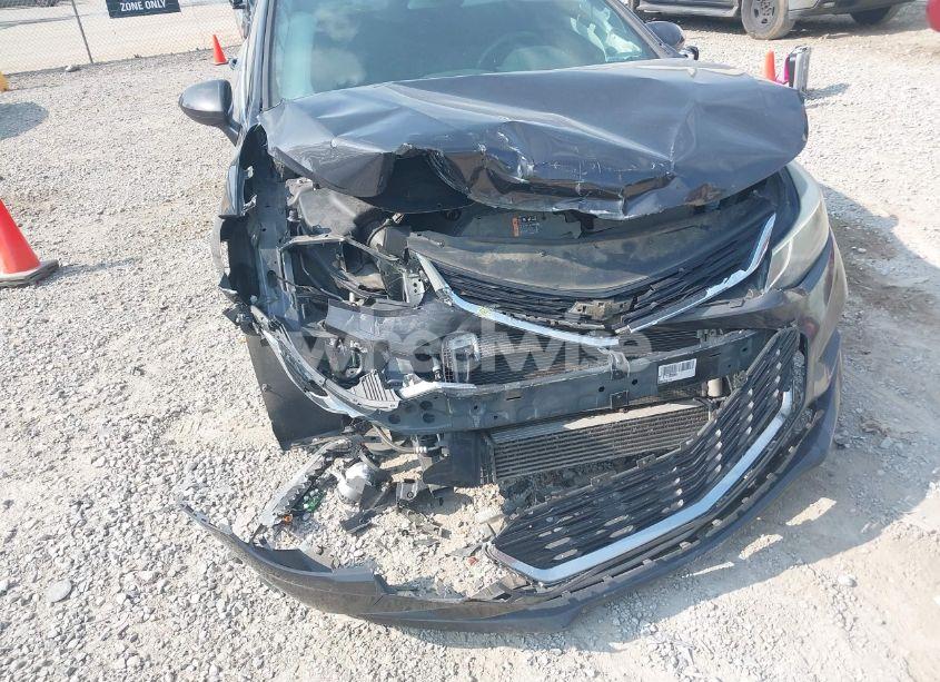 Photo 6 of 2017 Chevrolet Cruze LT AUTO (VIN 1G1BE5SM3H7103786)