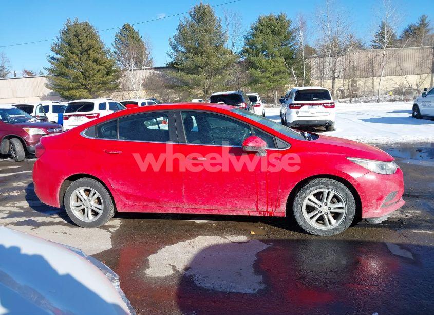 Photo 13 of 2017 Chevrolet Cruze LT AUTO (VIN 1G1BE5SM3H7110589)