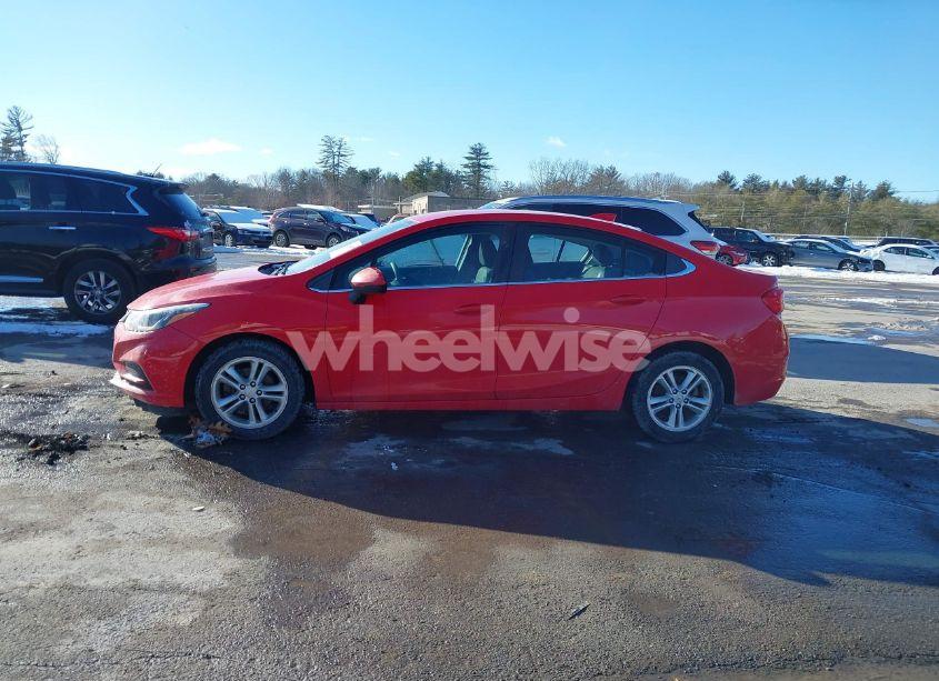 Photo 14 of 2017 Chevrolet Cruze LT AUTO (VIN 1G1BE5SM3H7110589)