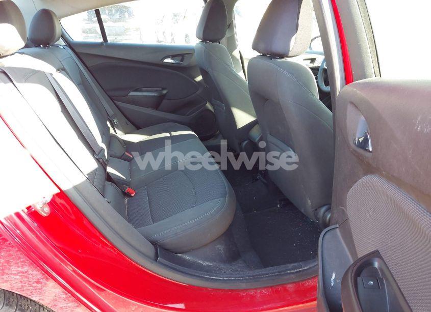 Photo 8 of 2017 Chevrolet Cruze LT AUTO (VIN 1G1BE5SM3H7110589)