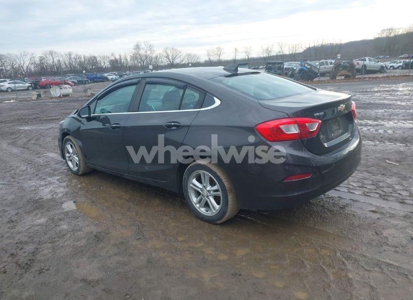 Photo 3 of 2017 Chevrolet Cruze LT AUTO (VIN 1G1BE5SM3H7114481)