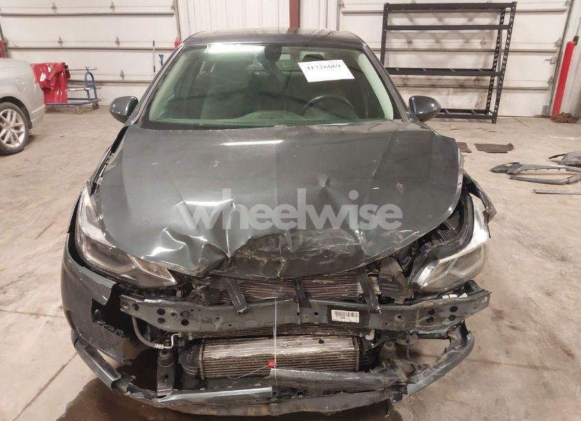 Photo 12 of 2017 Chevrolet Cruze LT AUTO (VIN 1G1BE5SM3H7120717)