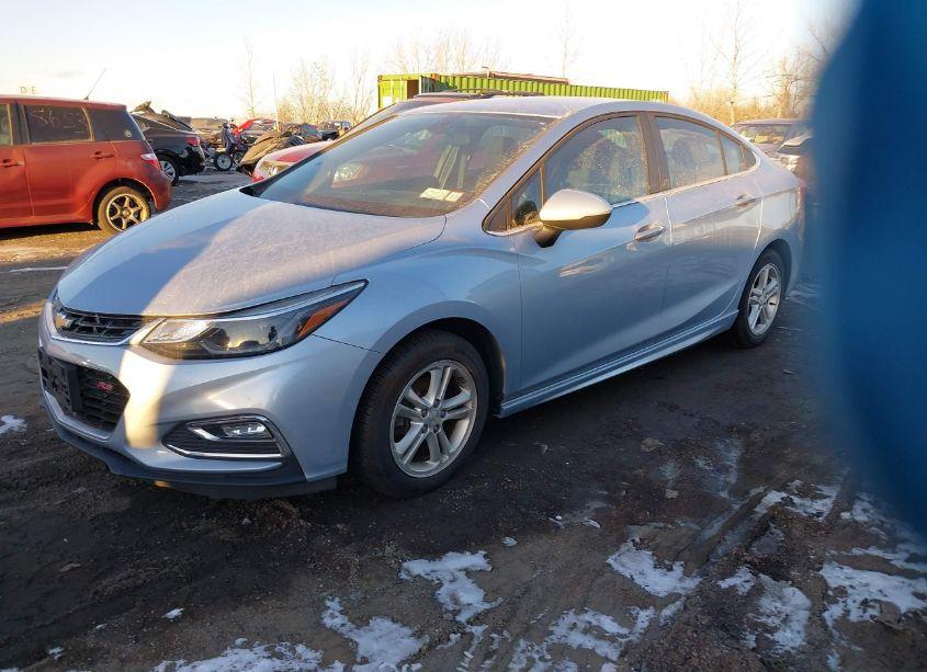Photo 2 of 2017 Chevrolet Cruze LT AUTO (VIN 1G1BE5SM3H7130034)