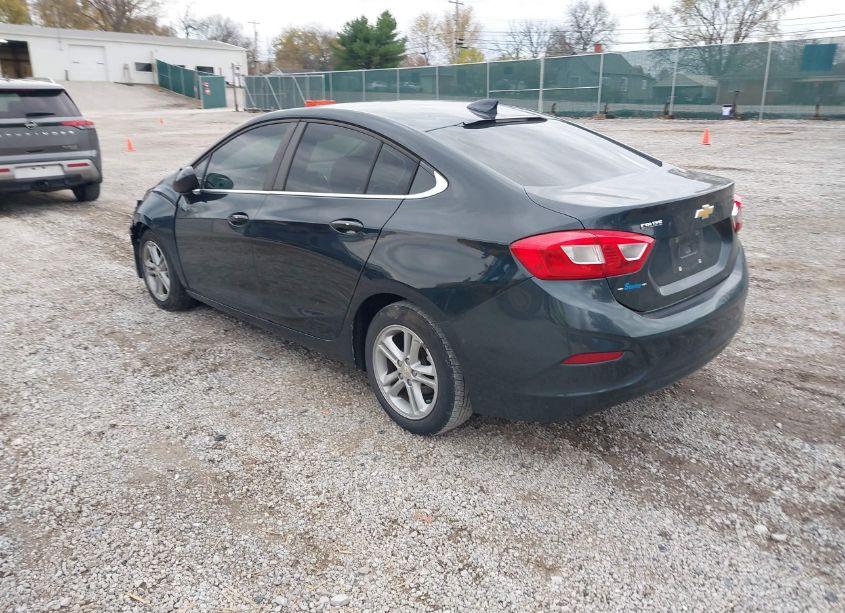 Photo 3 of 2017 Chevrolet Cruze LT AUTO (VIN 1G1BE5SM3H7135038)