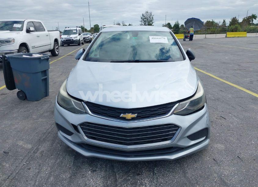 Photo 12 of 2017 Chevrolet Cruze LT AUTO (VIN 1G1BE5SM3H7142670)