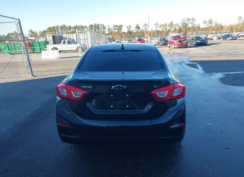 Photo 16 of 2017 Chevrolet Cruze LT AUTO (VIN 1G1BE5SM3H7147383)