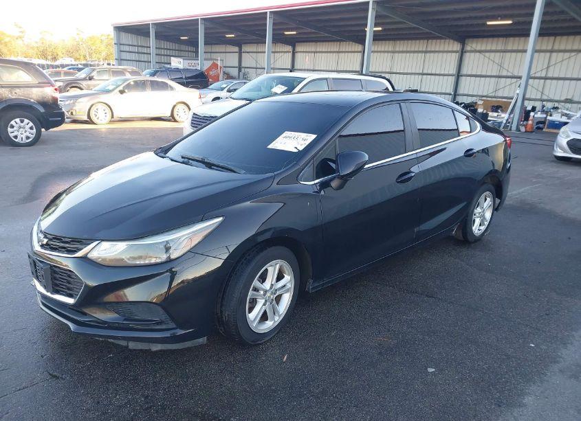 Photo 2 of 2017 Chevrolet Cruze LT AUTO (VIN 1G1BE5SM3H7147383)