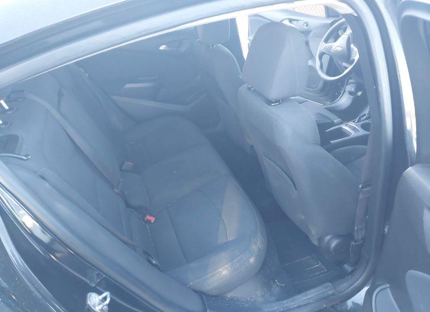 Photo 8 of 2017 Chevrolet Cruze LT AUTO (VIN 1G1BE5SM3H7147383)