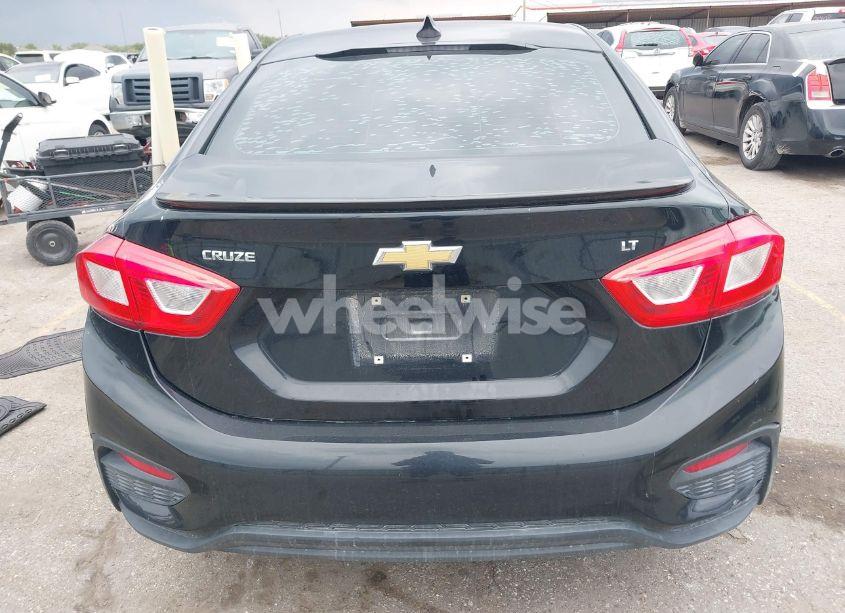 Photo 16 of 2017 Chevrolet Cruze LT AUTO (VIN 1G1BE5SM3H7155483)