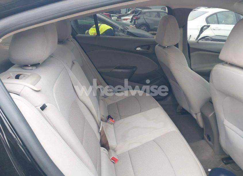 Photo 8 of 2017 Chevrolet Cruze LT AUTO (VIN 1G1BE5SM3H7155483)