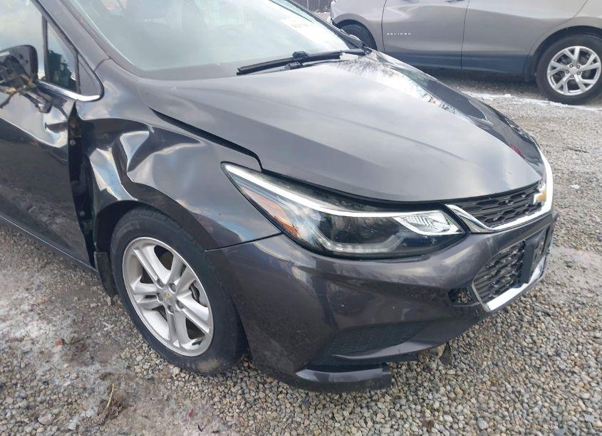 Photo 18 of 2017 Chevrolet Cruze LT AUTO (VIN 1G1BE5SM3H7166791)