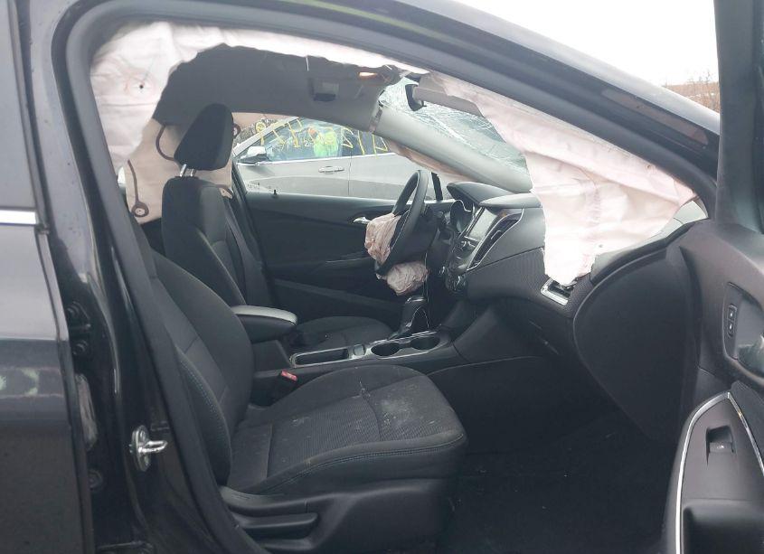 Photo 5 of 2017 Chevrolet Cruze LT AUTO (VIN 1G1BE5SM3H7166791)