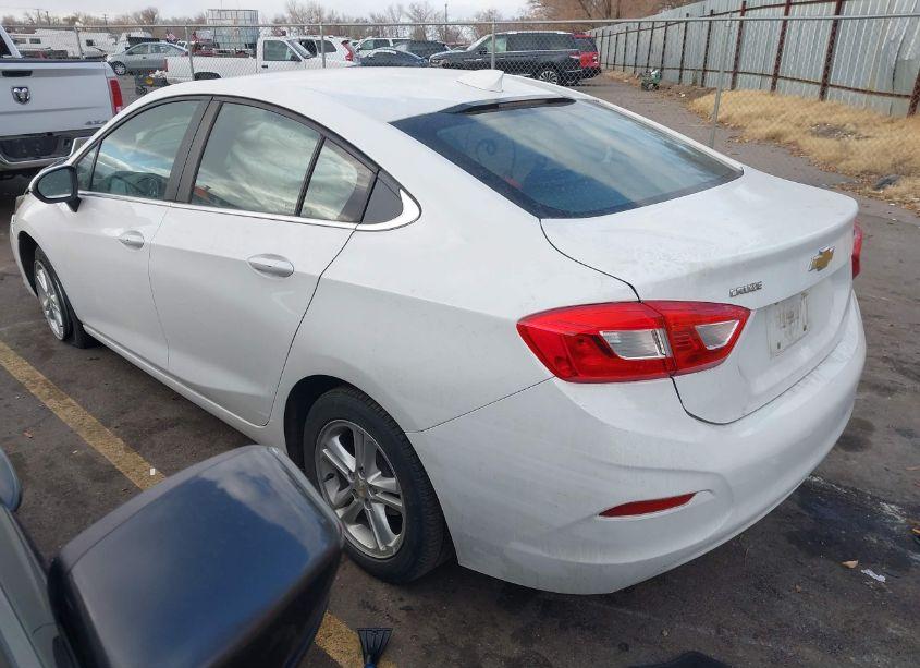 Photo 3 of 2017 Chevrolet Cruze LT AUTO (VIN 1G1BE5SM3H7188936)