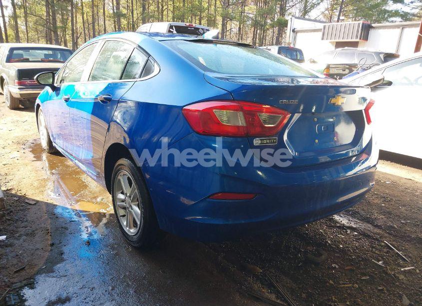 Photo 3 of 2017 Chevrolet Cruze LT AUTO (VIN 1G1BE5SM3H7210773)