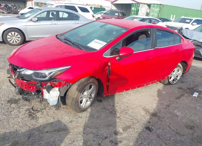 Photo 2 of 2017 Chevrolet Cruze LT AUTO (VIN 1G1BE5SM3H7224558)