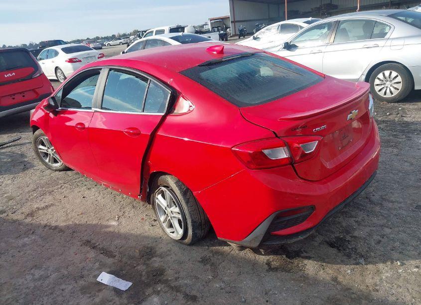 Photo 3 of 2017 Chevrolet Cruze LT AUTO (VIN 1G1BE5SM3H7224558)