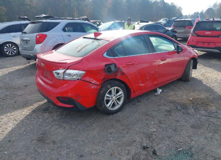 Photo 4 of 2017 Chevrolet Cruze LT AUTO (VIN 1G1BE5SM3H7224558)