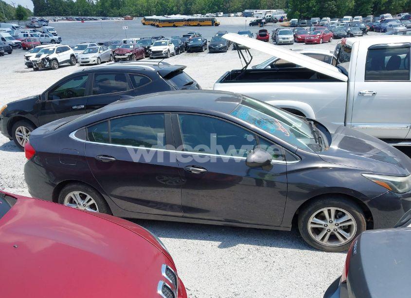 Photo 13 of 2017 Chevrolet Cruze LT AUTO (VIN 1G1BE5SM3H7228500)