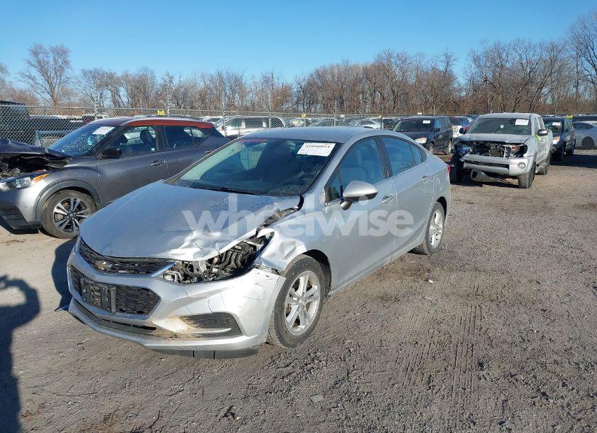 Photo 2 of 2017 Chevrolet Cruze LT AUTO (VIN 1G1BE5SM3H7234376)