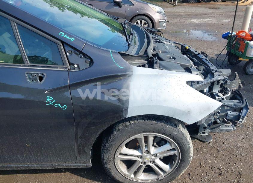 Photo 17 of 2017 Chevrolet Cruze LT AUTO (VIN 1G1BE5SM3H7242901)