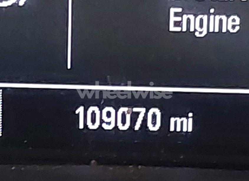 Photo 15 of 2017 Chevrolet Cruze (VIN 1G1BE5SM3H7245149)