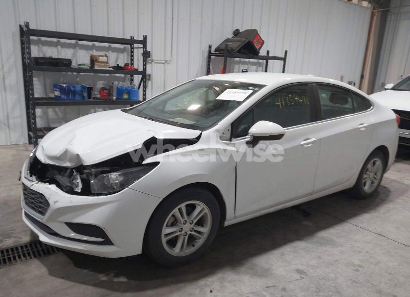 Photo 2 of 2017 Chevrolet Cruze (VIN 1G1BE5SM3H7245149)