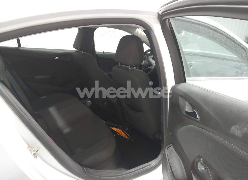 Photo 8 of 2017 Chevrolet Cruze (VIN 1G1BE5SM3H7245149)