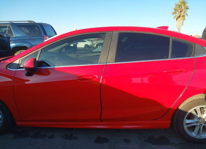 Photo 15 of 2017 Chevrolet Cruze LT AUTO (VIN 1G1BE5SM3H7266258)