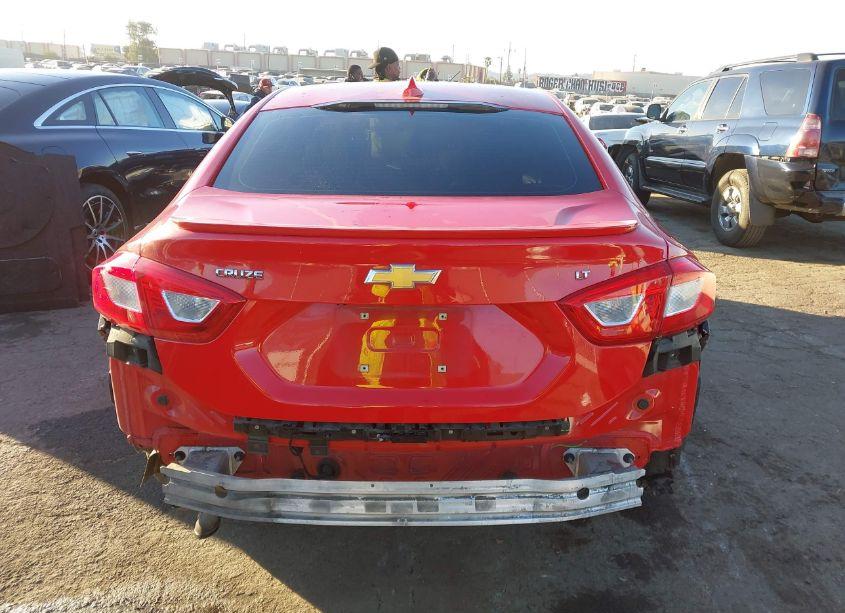 Photo 17 of 2017 Chevrolet Cruze LT AUTO (VIN 1G1BE5SM3H7266258)