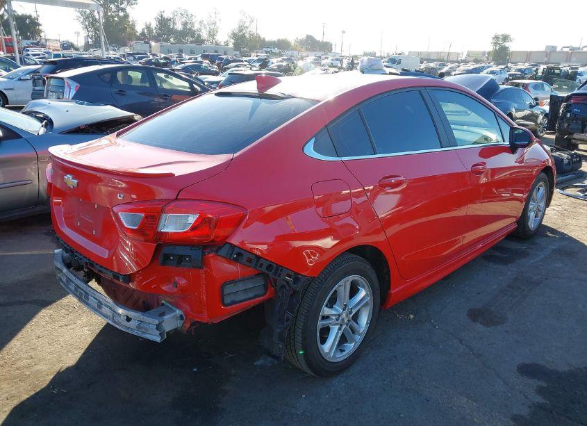 Photo 4 of 2017 Chevrolet Cruze LT AUTO (VIN 1G1BE5SM3H7266258)
