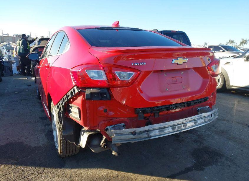 Photo 6 of 2017 Chevrolet Cruze LT AUTO (VIN 1G1BE5SM3H7266258)