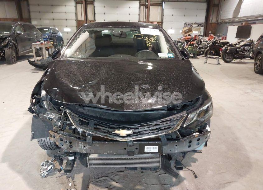 Photo 12 of 2017 Chevrolet Cruze LT AUTO (VIN 1G1BE5SM3H7270391)